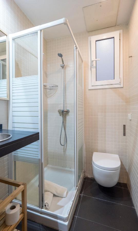 Apartamento Entenca Barcelona Bagian luar foto
